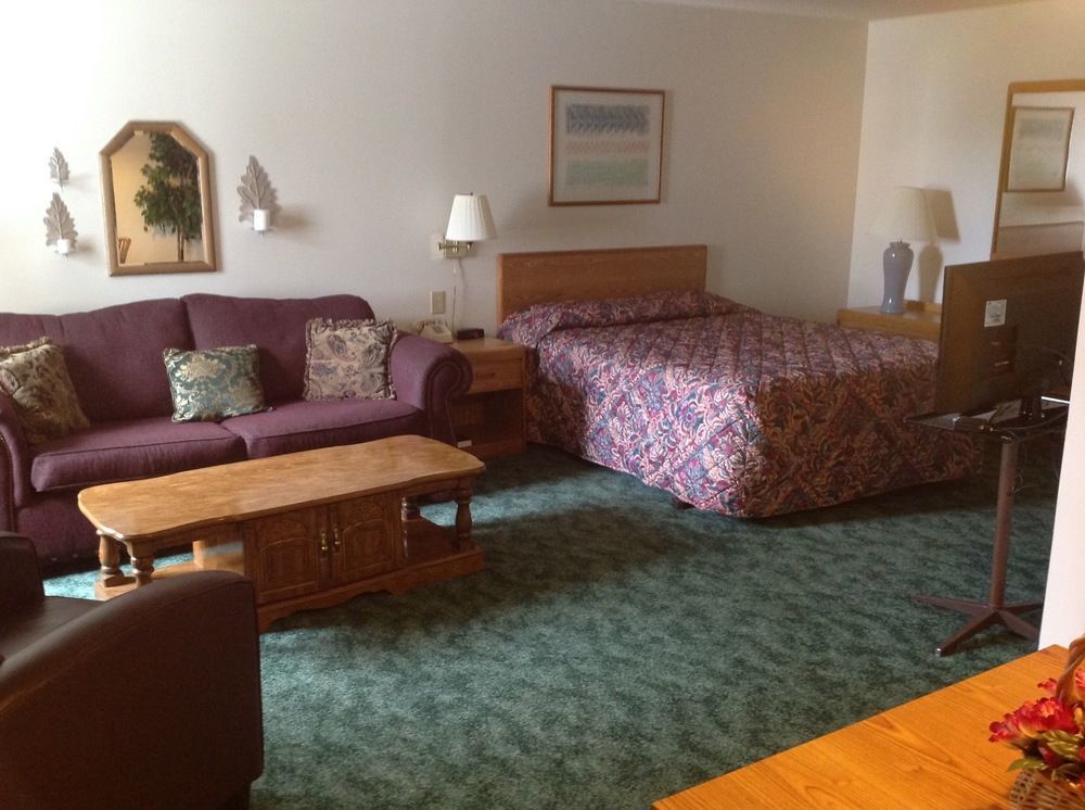 Value Host Motor Inn Маркетт Экстерьер фото